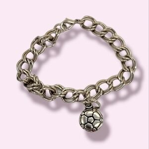 Double link chunky flower charm‎ bracelet